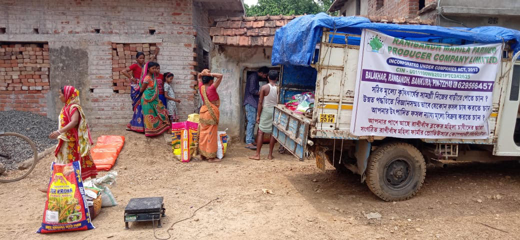 Farm input distribution at farmers' doorsteps in  Ranibandh Block, Bankura of West Bengal